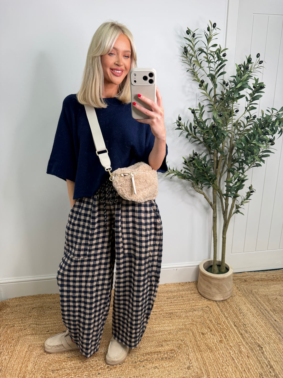 Hallie Gingham Barrel - Navy & Cream
