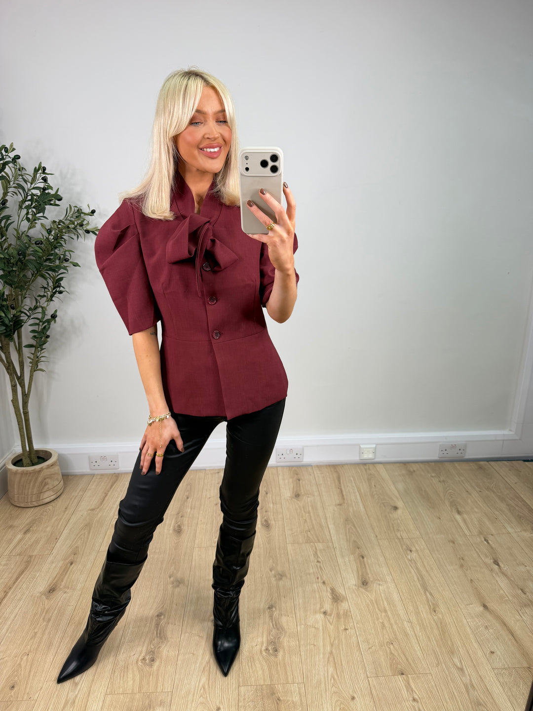 Dana Top - Wine