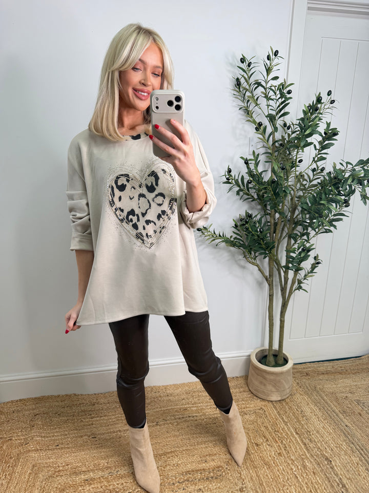 Tillie Heart Sweatshirt - Beige