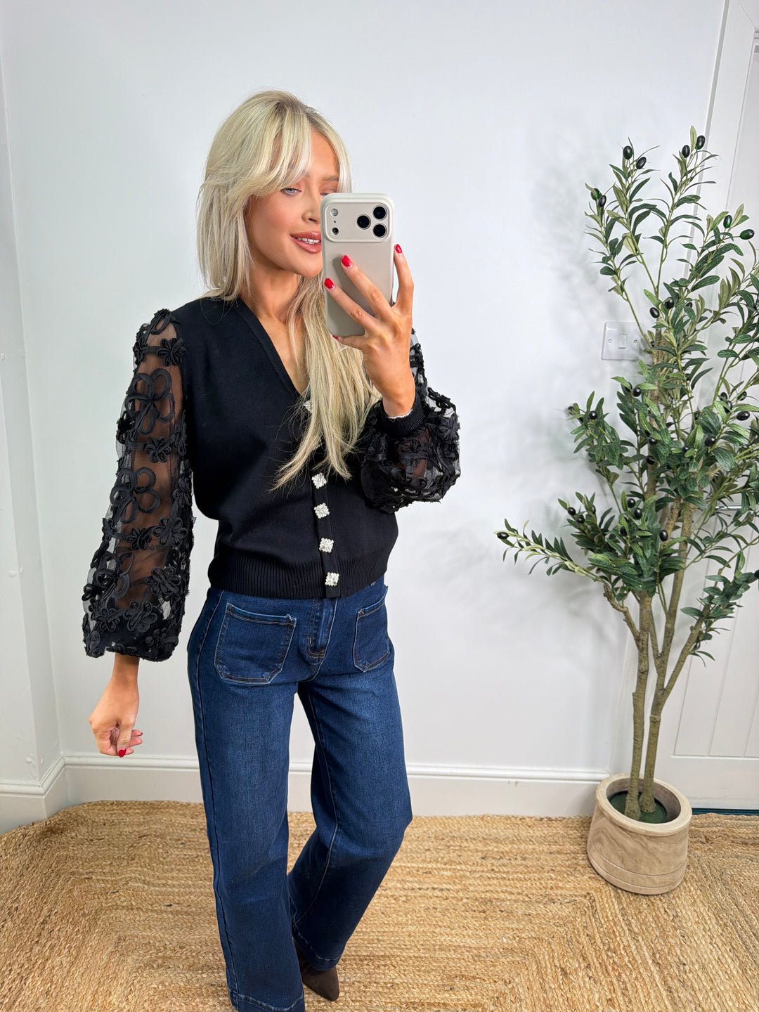 Missy Flower Top - Black