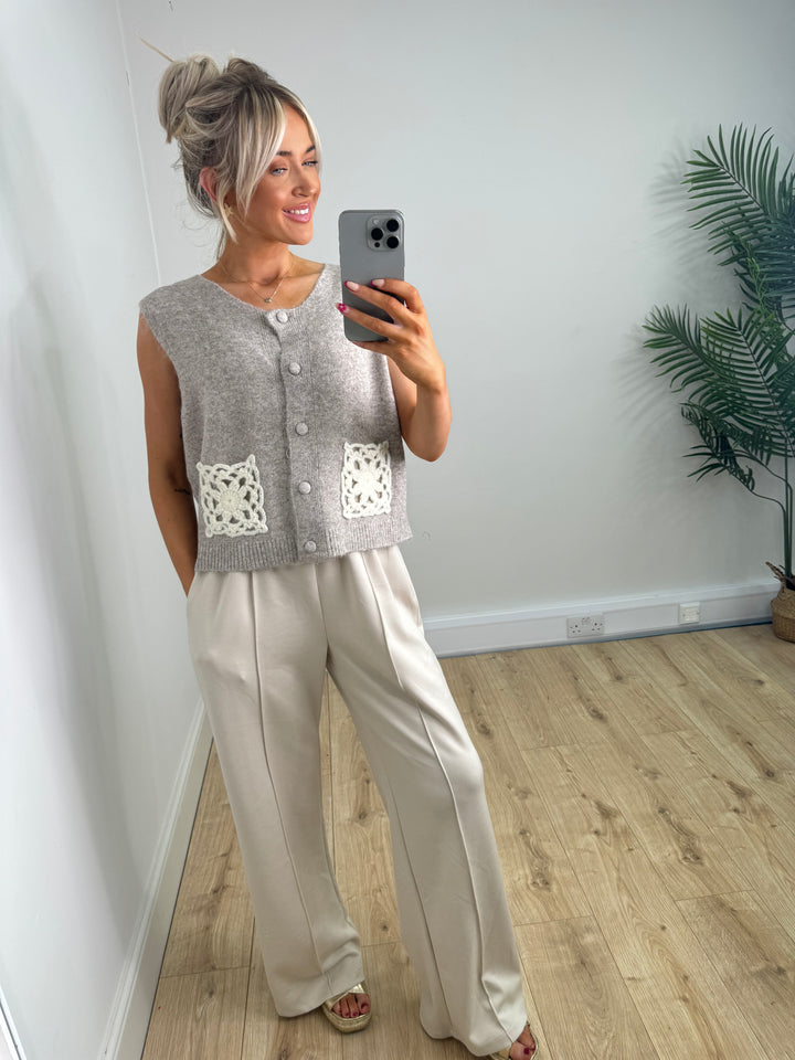 Crochet Pocket Top - Mocha