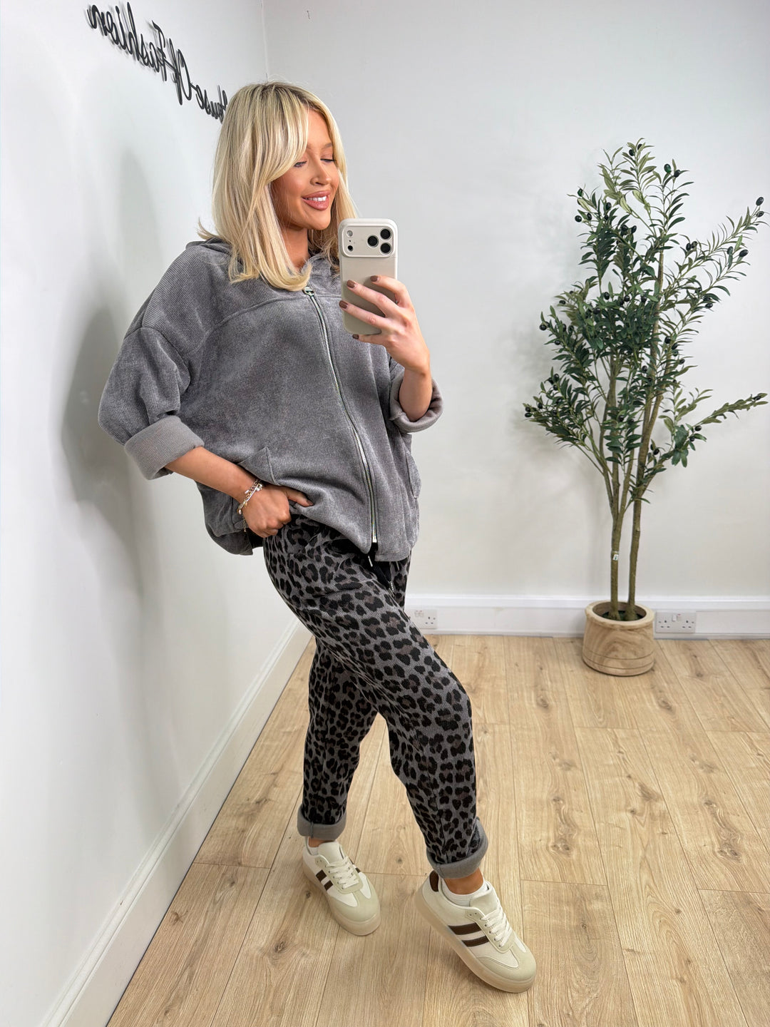 Mary Leopard Chenille Joggers - Grey