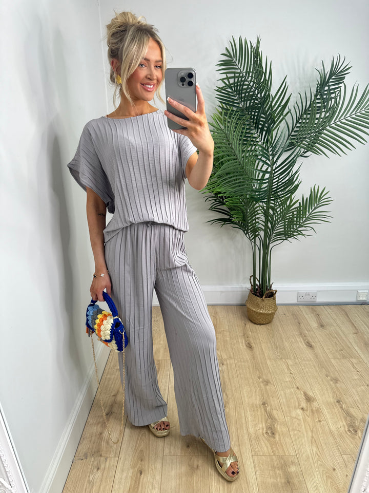 Pleated Coord - Grey