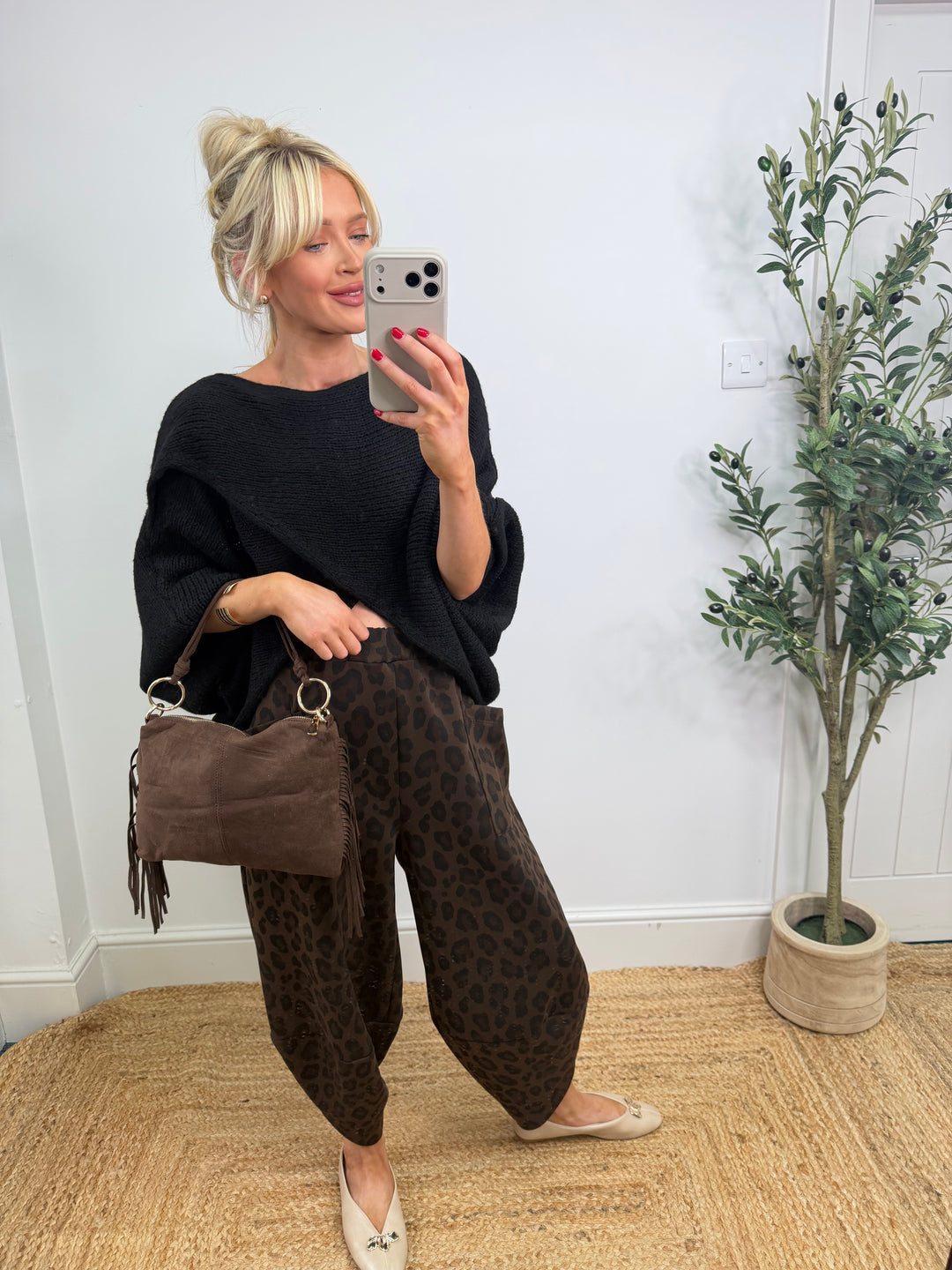 Pocket Barrel Joggers - Chocolate Leopard
