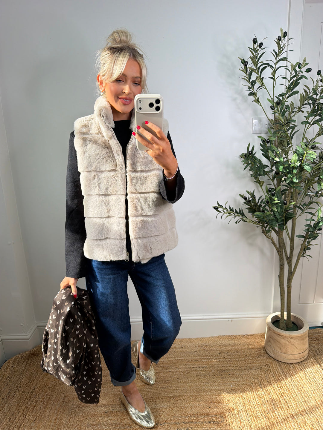 Veronica Faux Fur Gillet - Cream