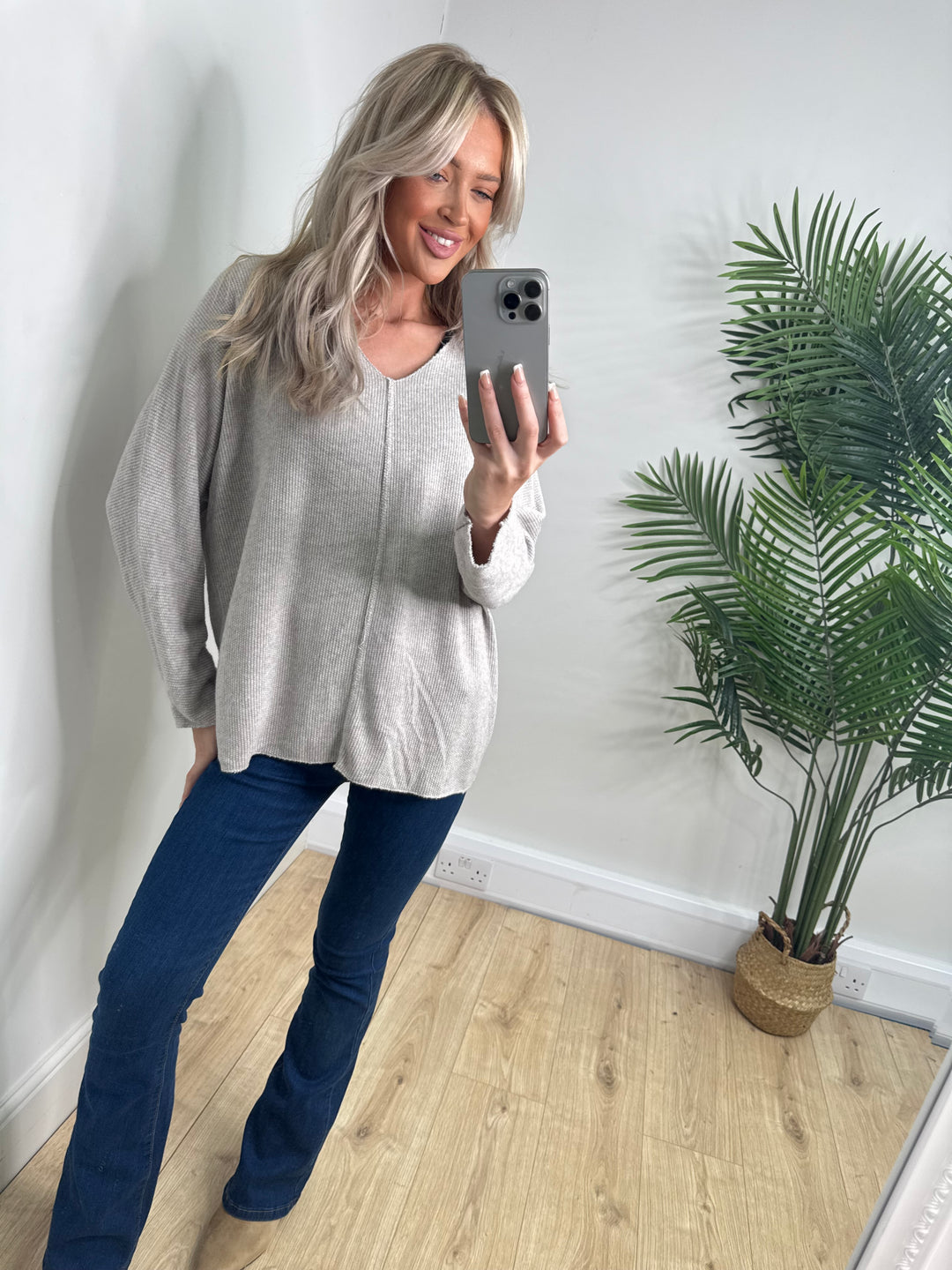 Lara Soft Knit - Light Grey