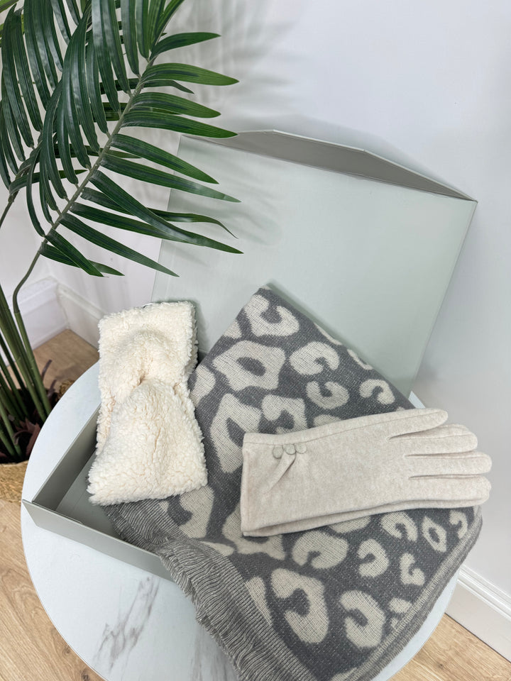 Bundle 8 - Grey Leopard