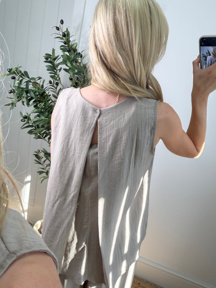 Cindy Cross Top - Mocha