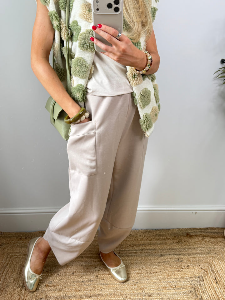 Pocket Barrel Joggers - Cream
