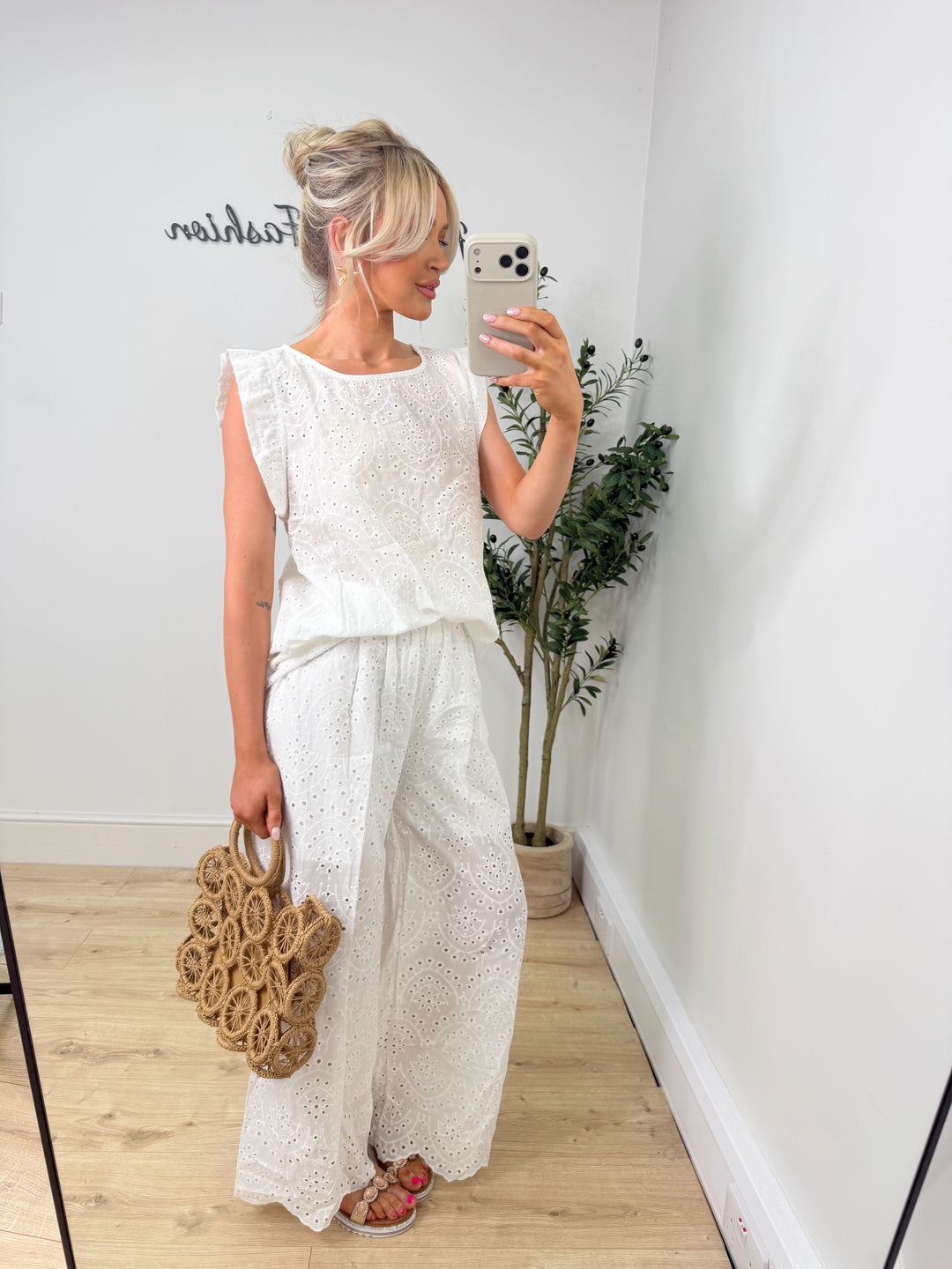 Broderie Anglaise 2 Piece - White