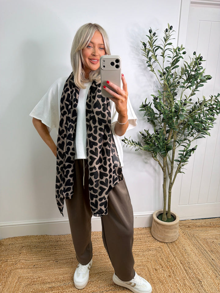 Celine Heart Scarf - Black & Mocha