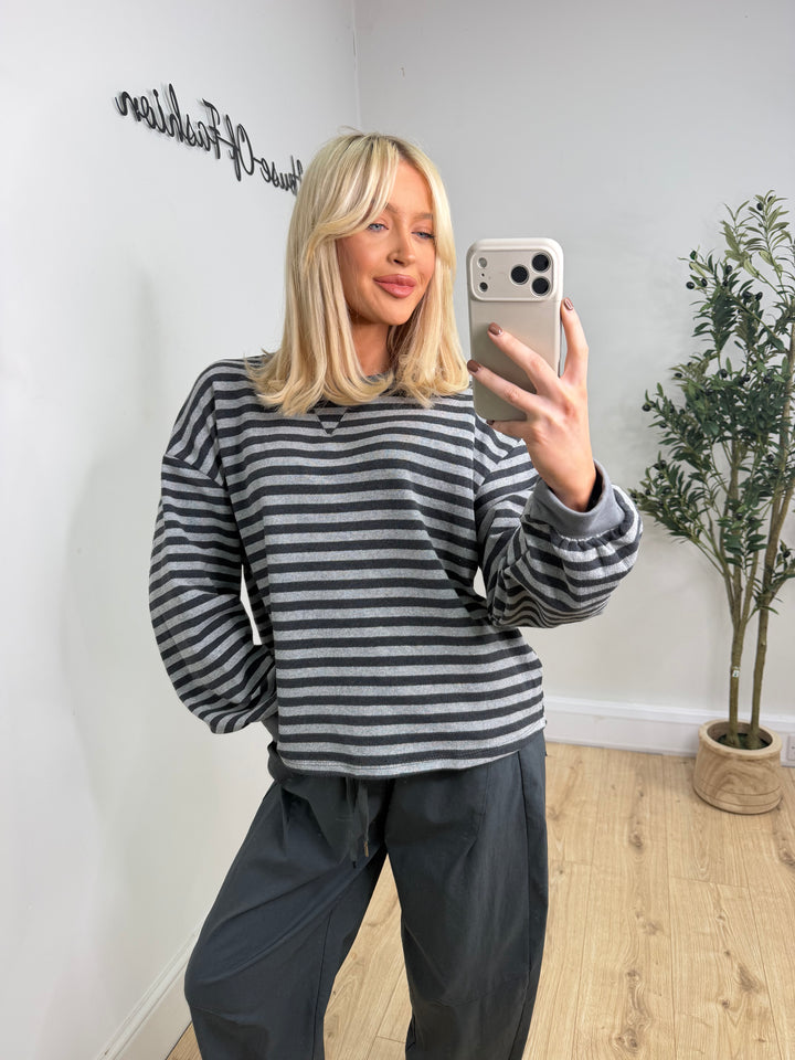 Saffron Sweatshirt - Grey