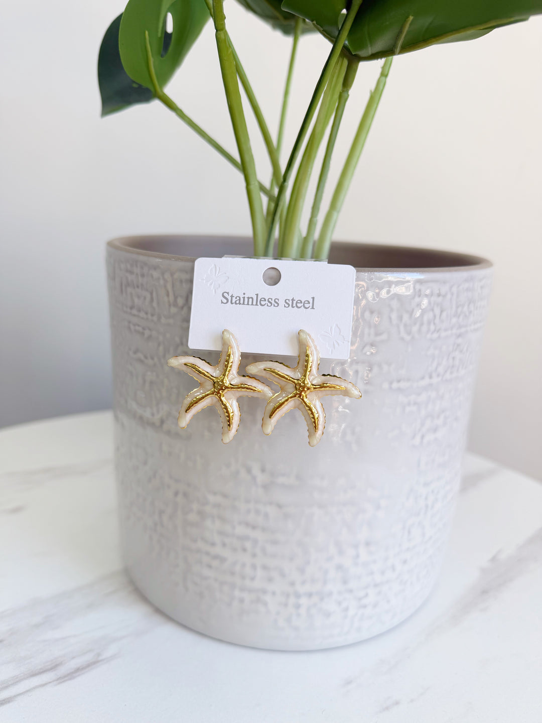 Starfish Earrings - Cream