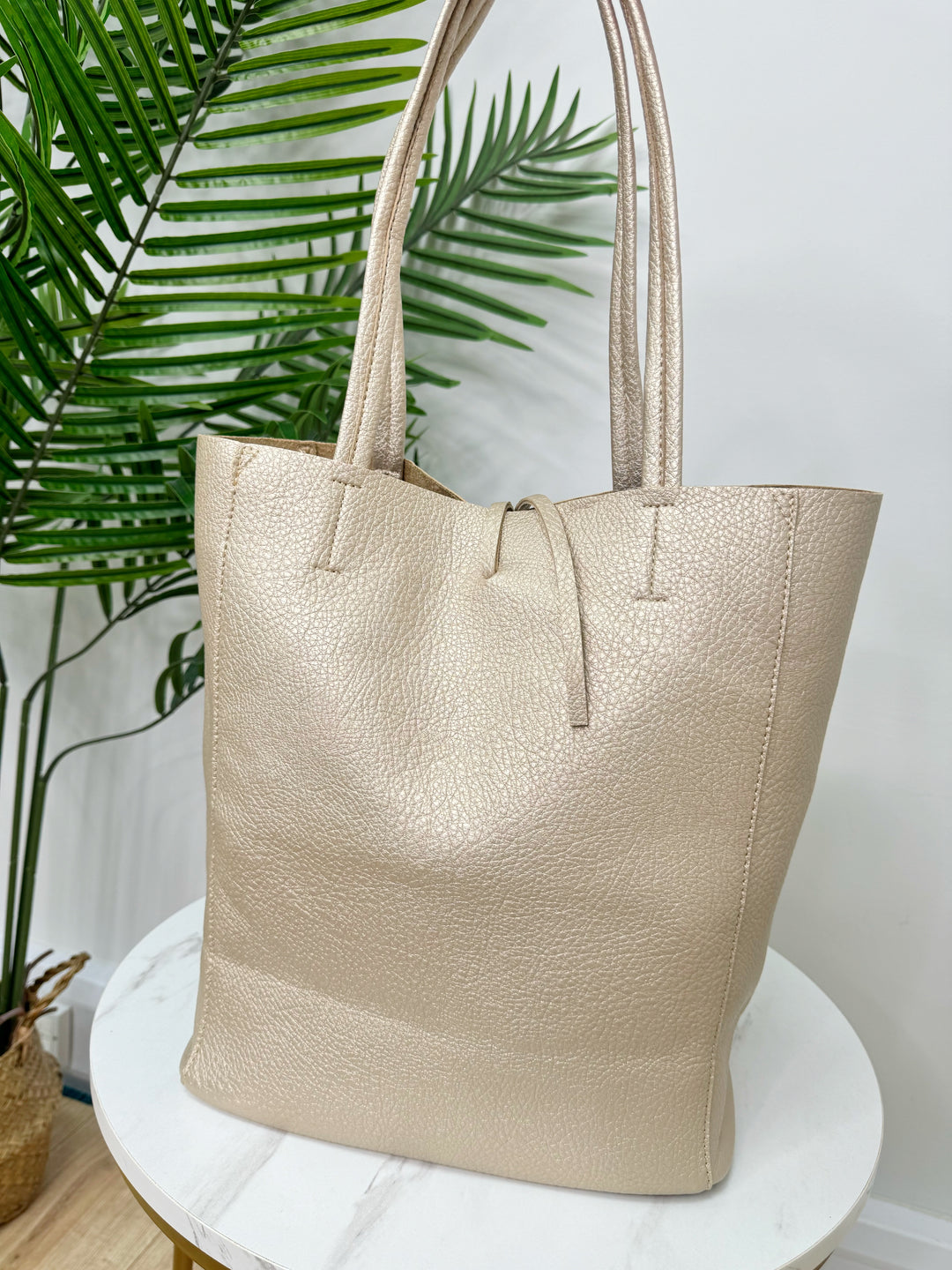 Kembra Tote Bag - PU Gold