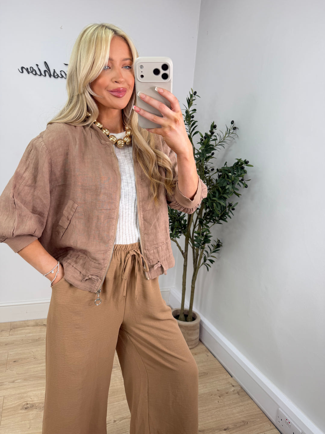 Daniela Linen Bomber - Caramel