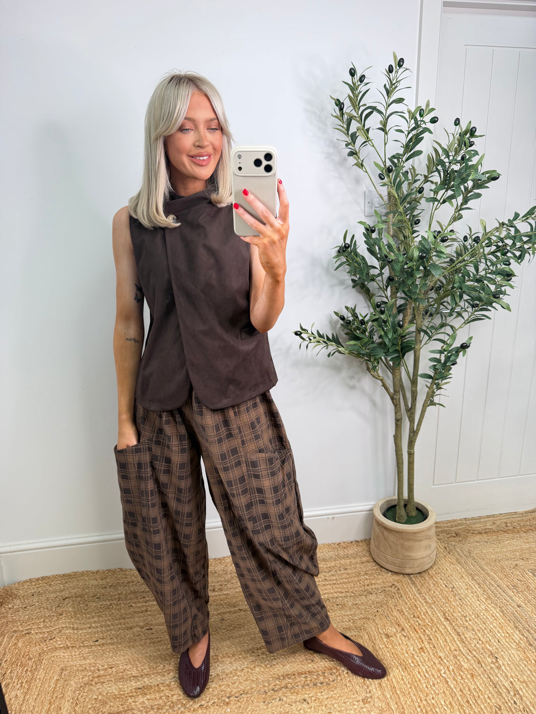 Eloise Suede Button Top - Chocolate