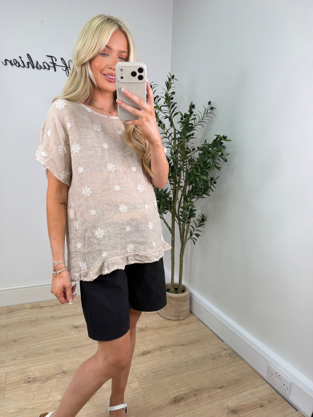 Linen Flower Top - Beige