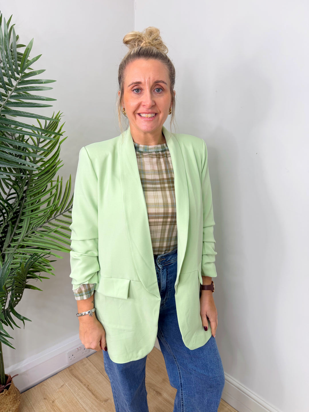 Ruched Blazer - Pistachio