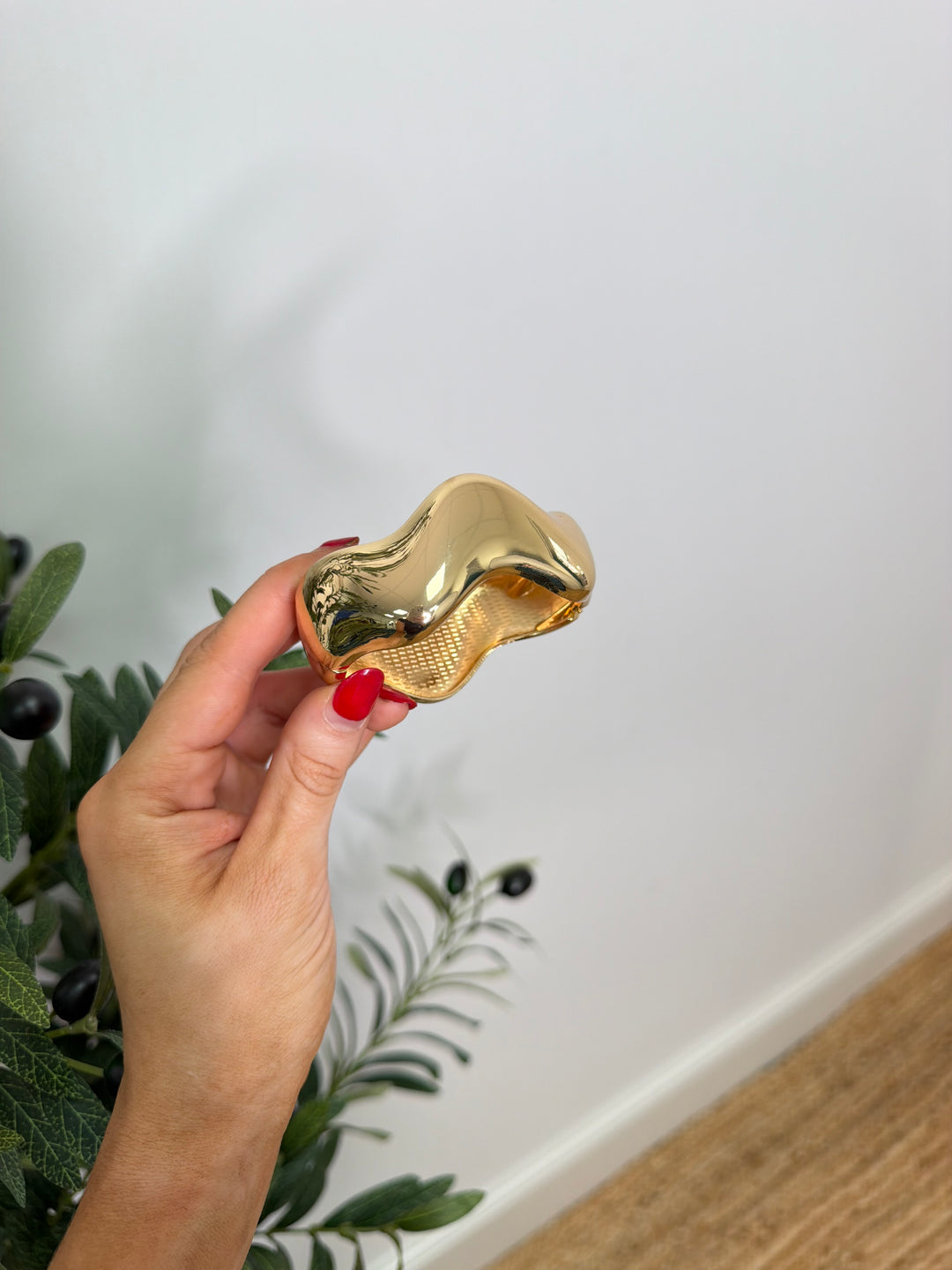 Wavy Gold Bangle