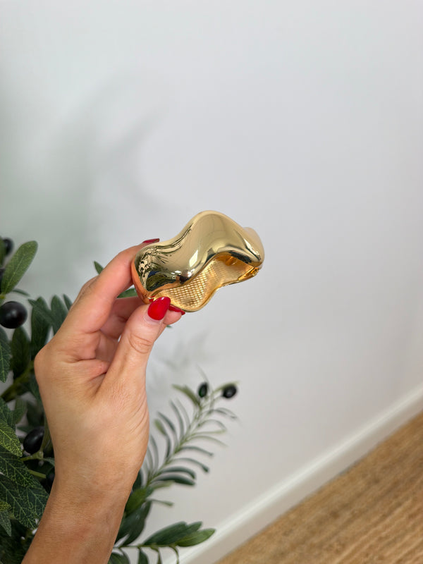 Wavy Gold Bangle