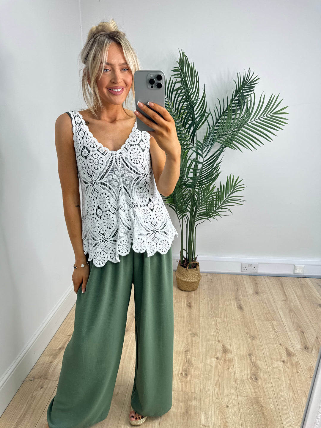 Betsy Crochet cami - White