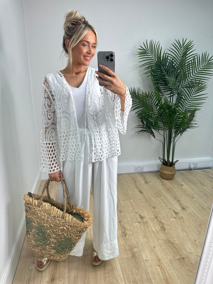 Billie Bolero - White