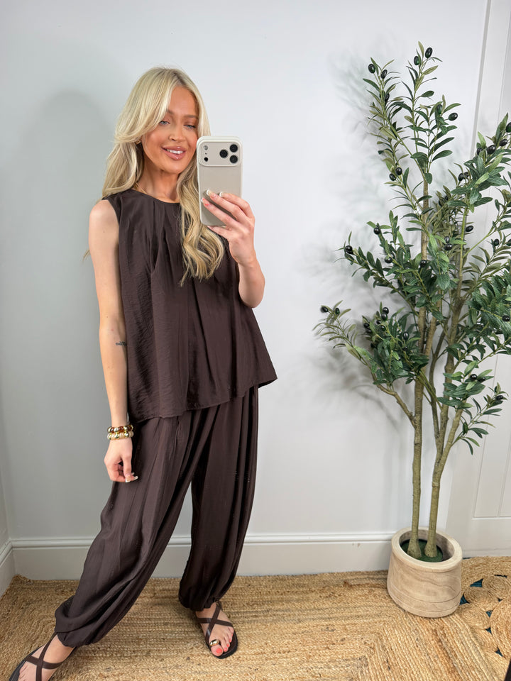 Cindy Cross Top - Chocolate