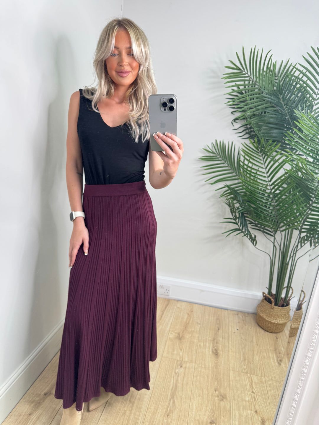 Nora Knitted Skirt - Burgundy