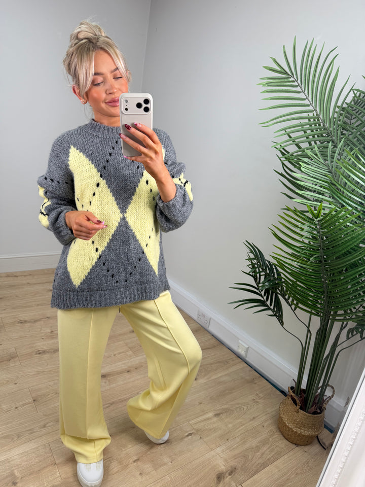 Chunky Wool Argyle Knit - Lemon & Grey