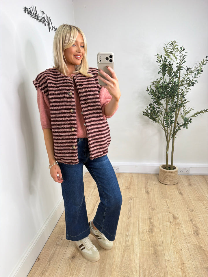 Dakota Gillet - Rose & Mulberry