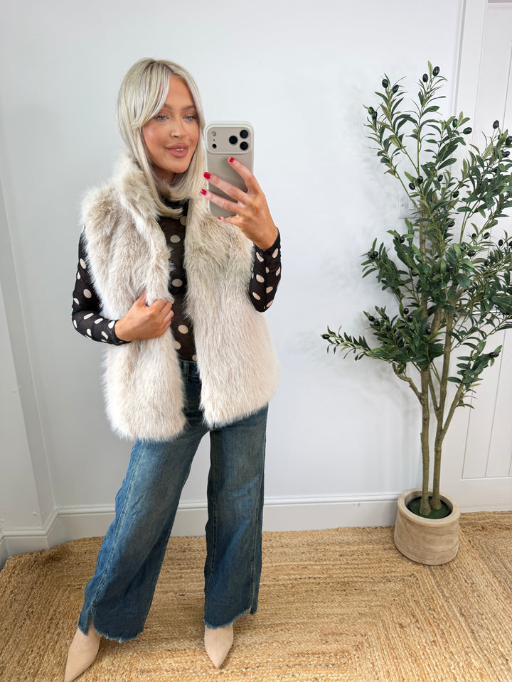 Alice Faux Fur Gillet - Cream