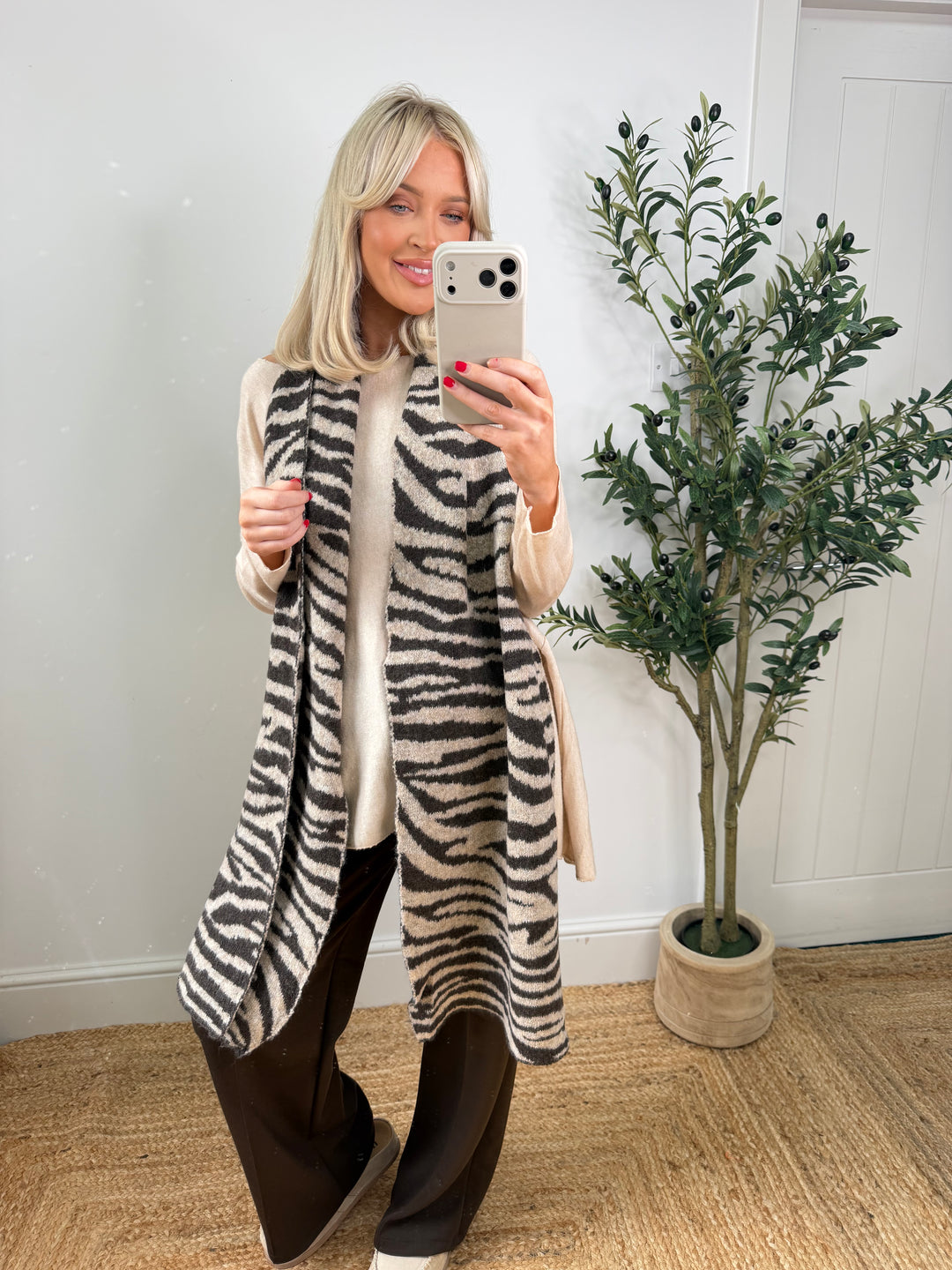 Marla Knitted Scarf - Zebra