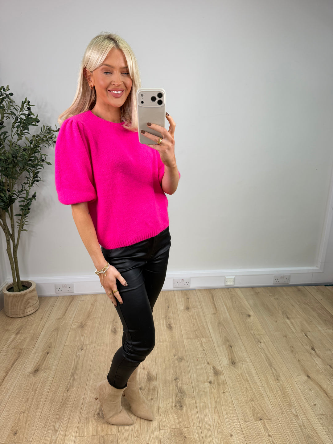 Karina Knit - Barbie Pink