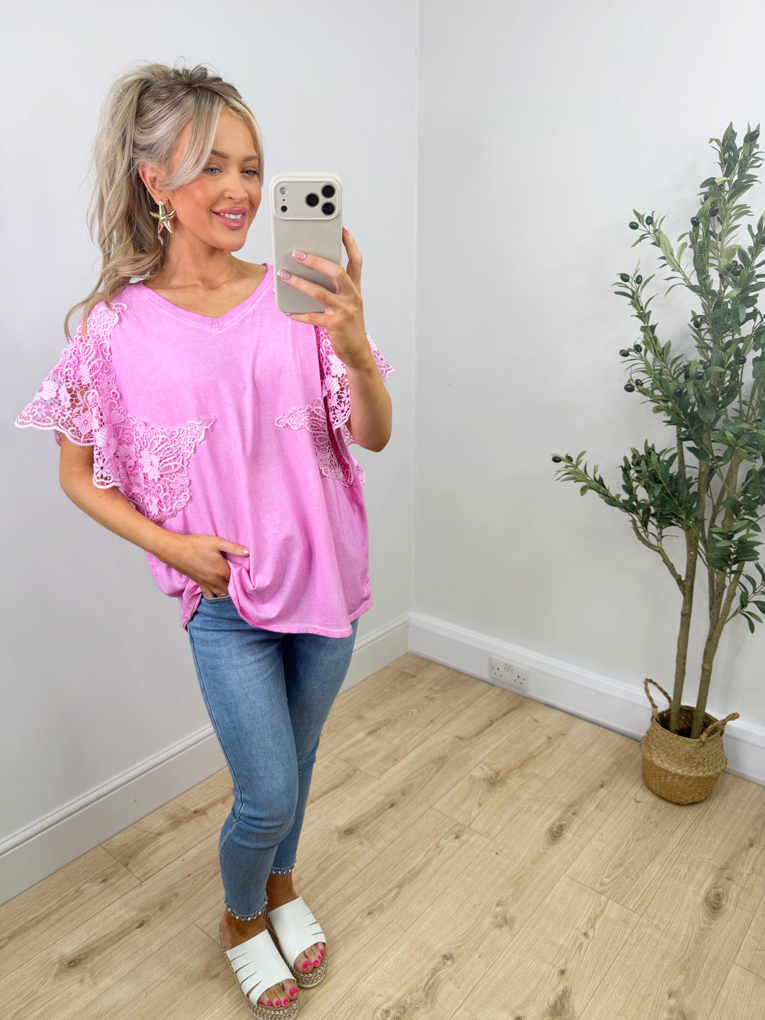 Kady Lace Tshirt - BubbleGum Pink