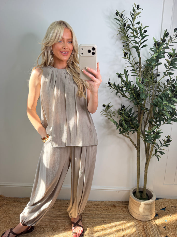 Cindy Cross Top - Mocha