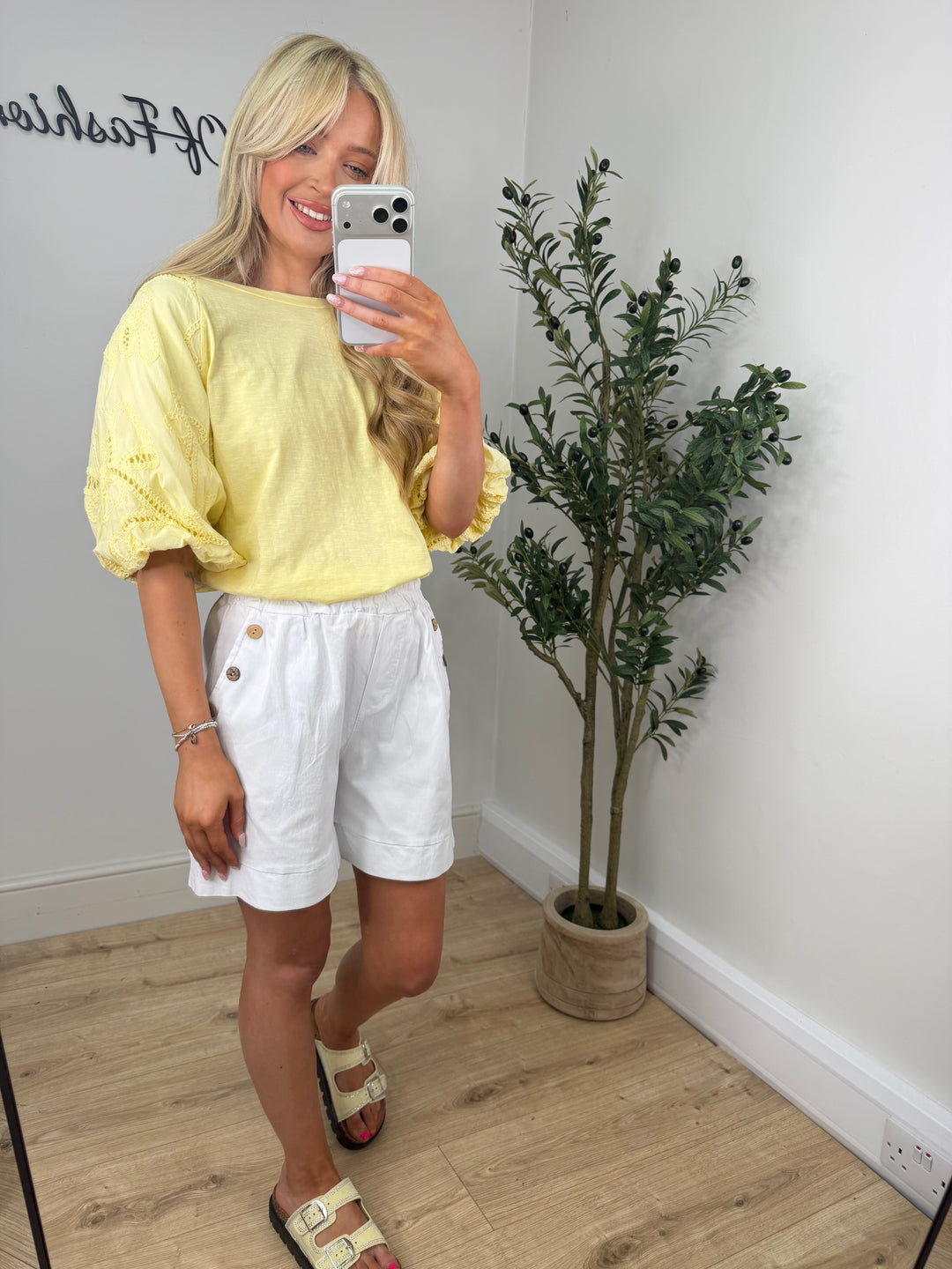 Niamh Tshirt - Lemon