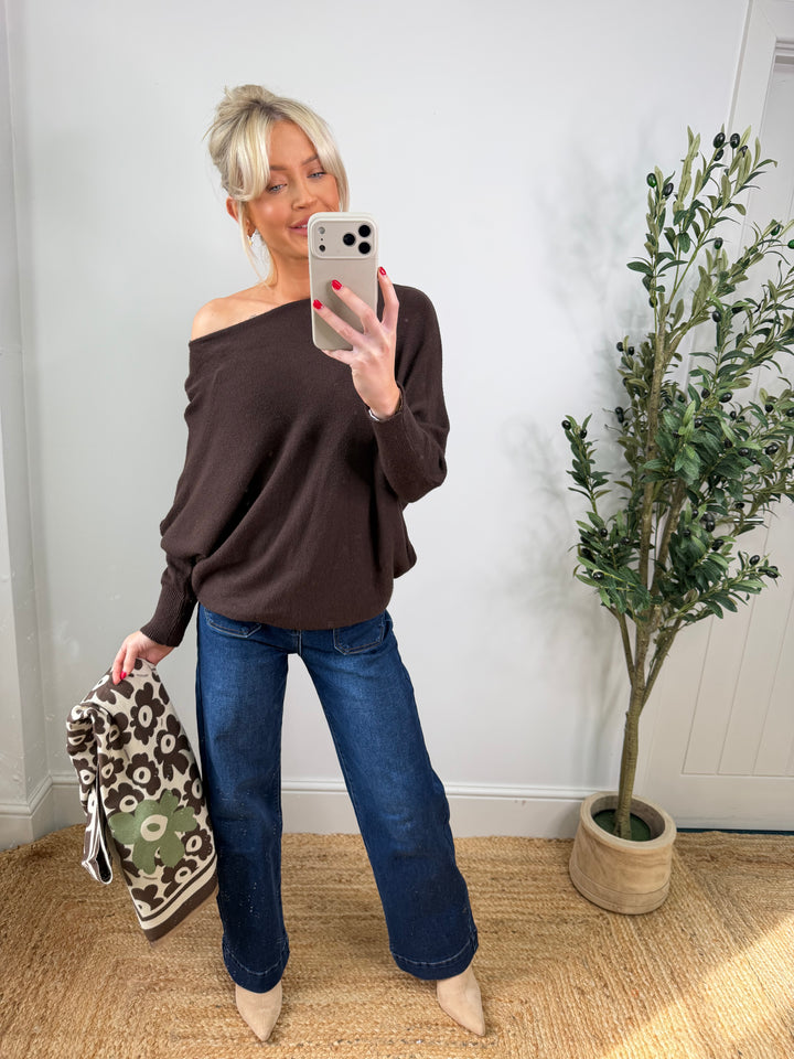 Classic Batwing - Chocolate