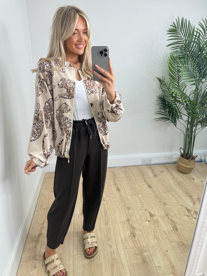 Tiger Bomber - Cream