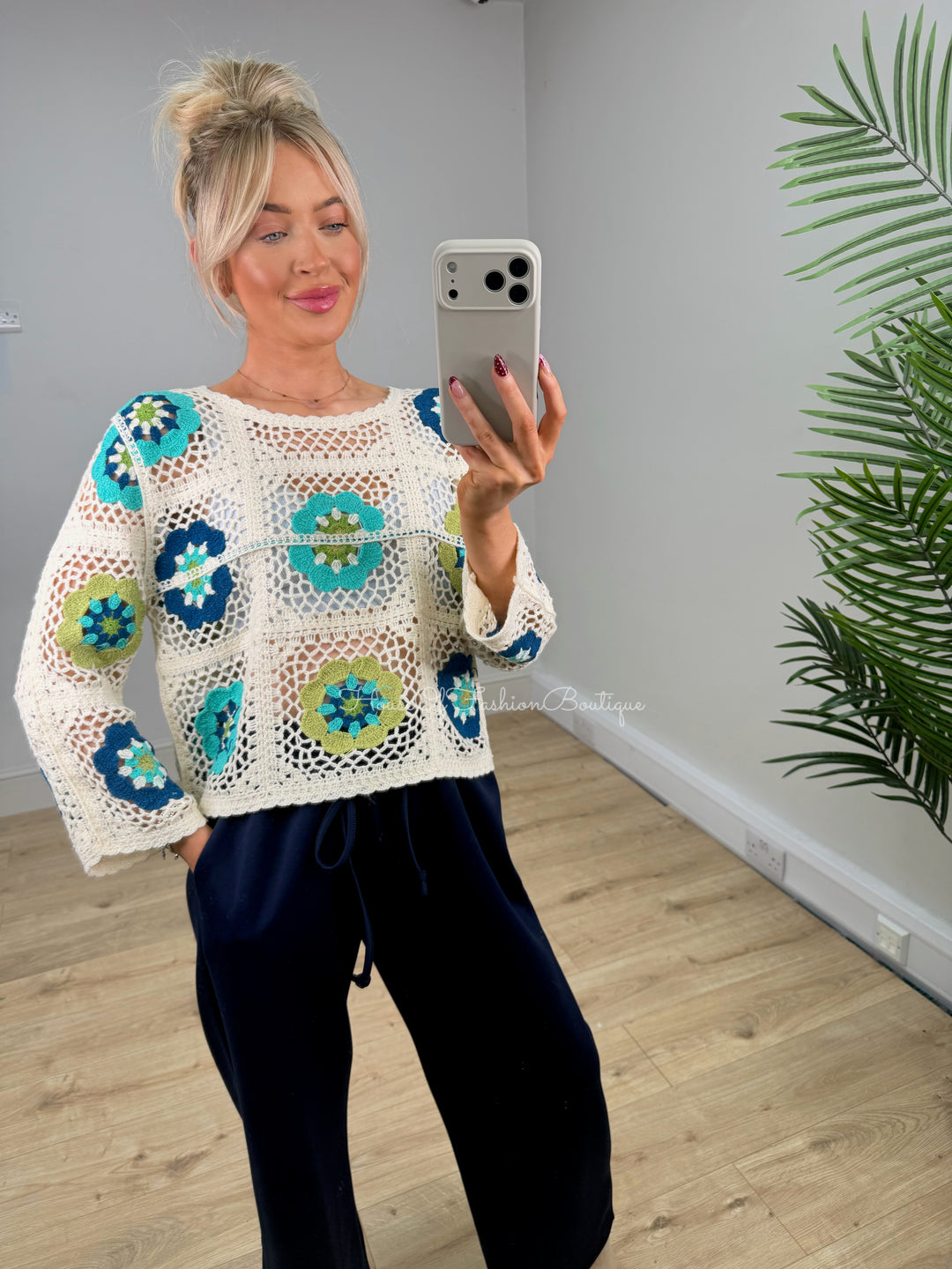 Mia Crochet Flower - Green & Navy