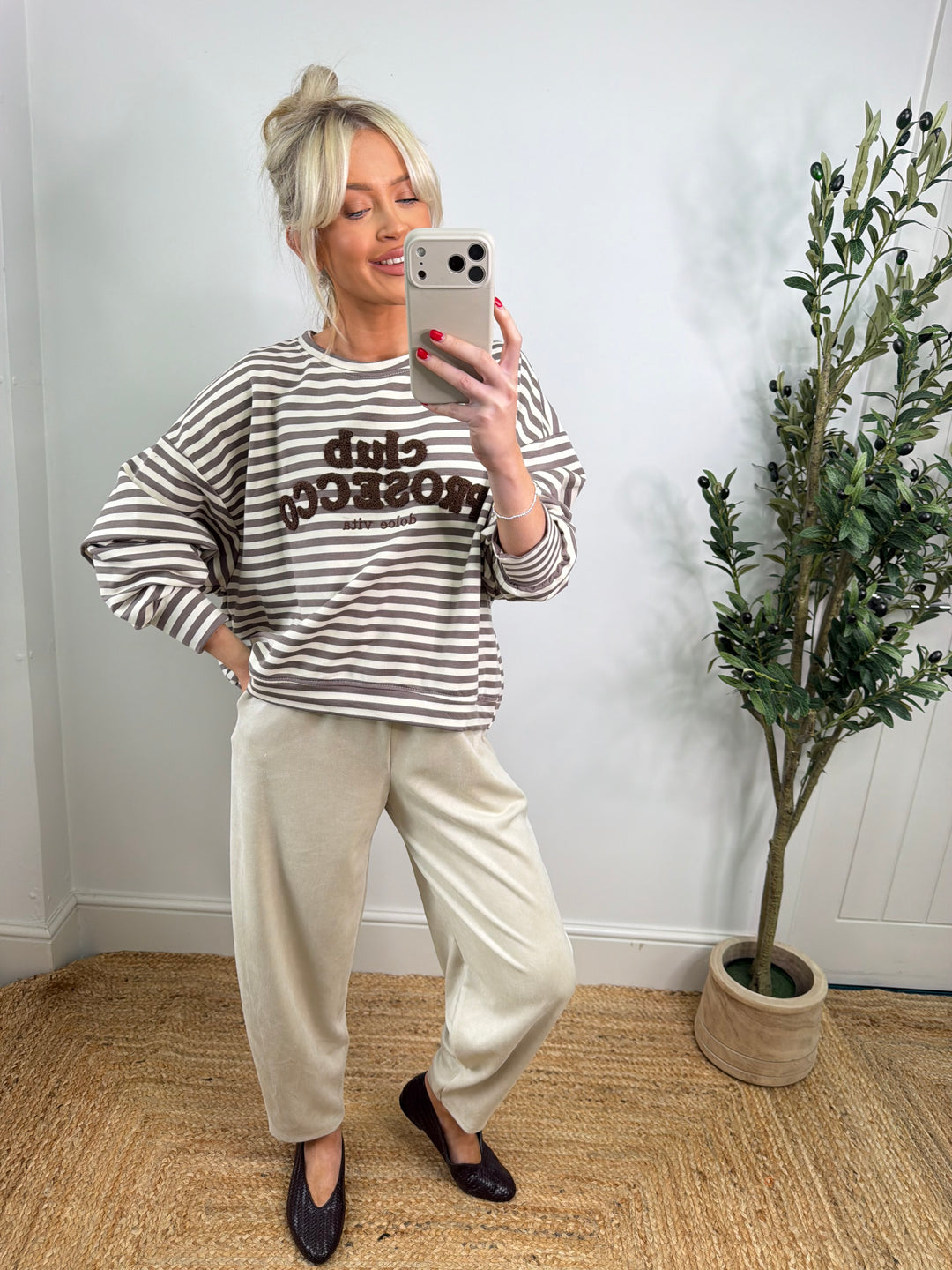 Club Prosecco Sweatshirt - Mocha