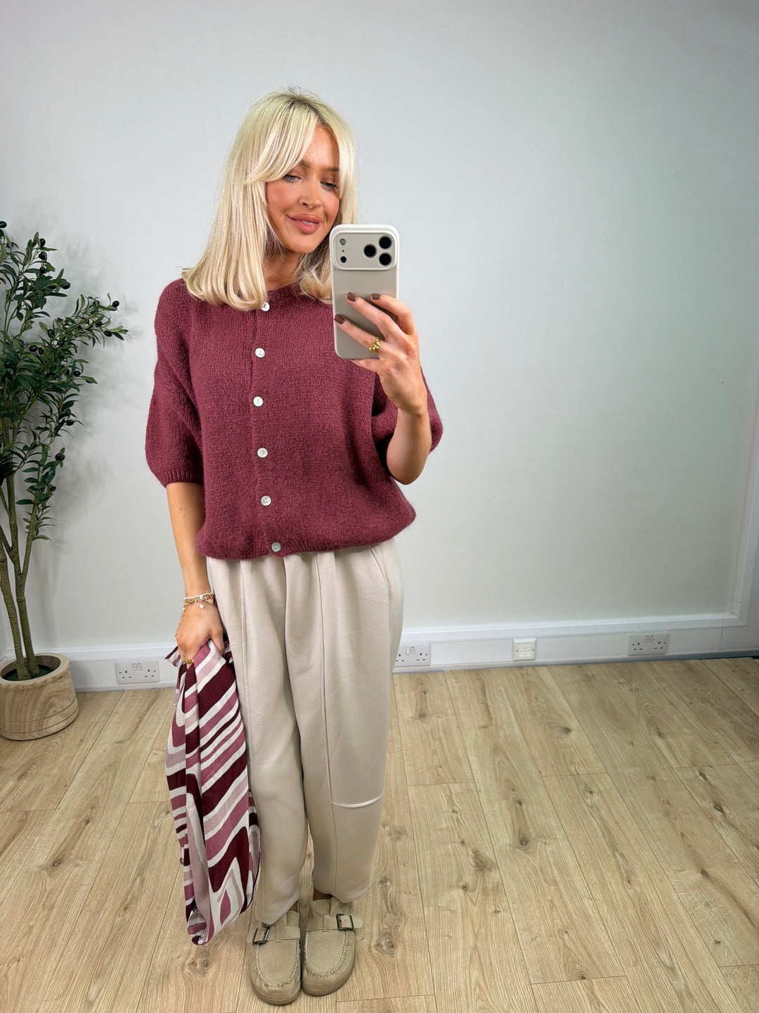 Kassia Cardigan - Cranberry