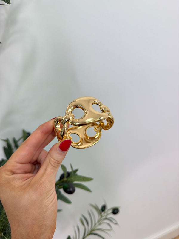 Hollow Gold Bangle