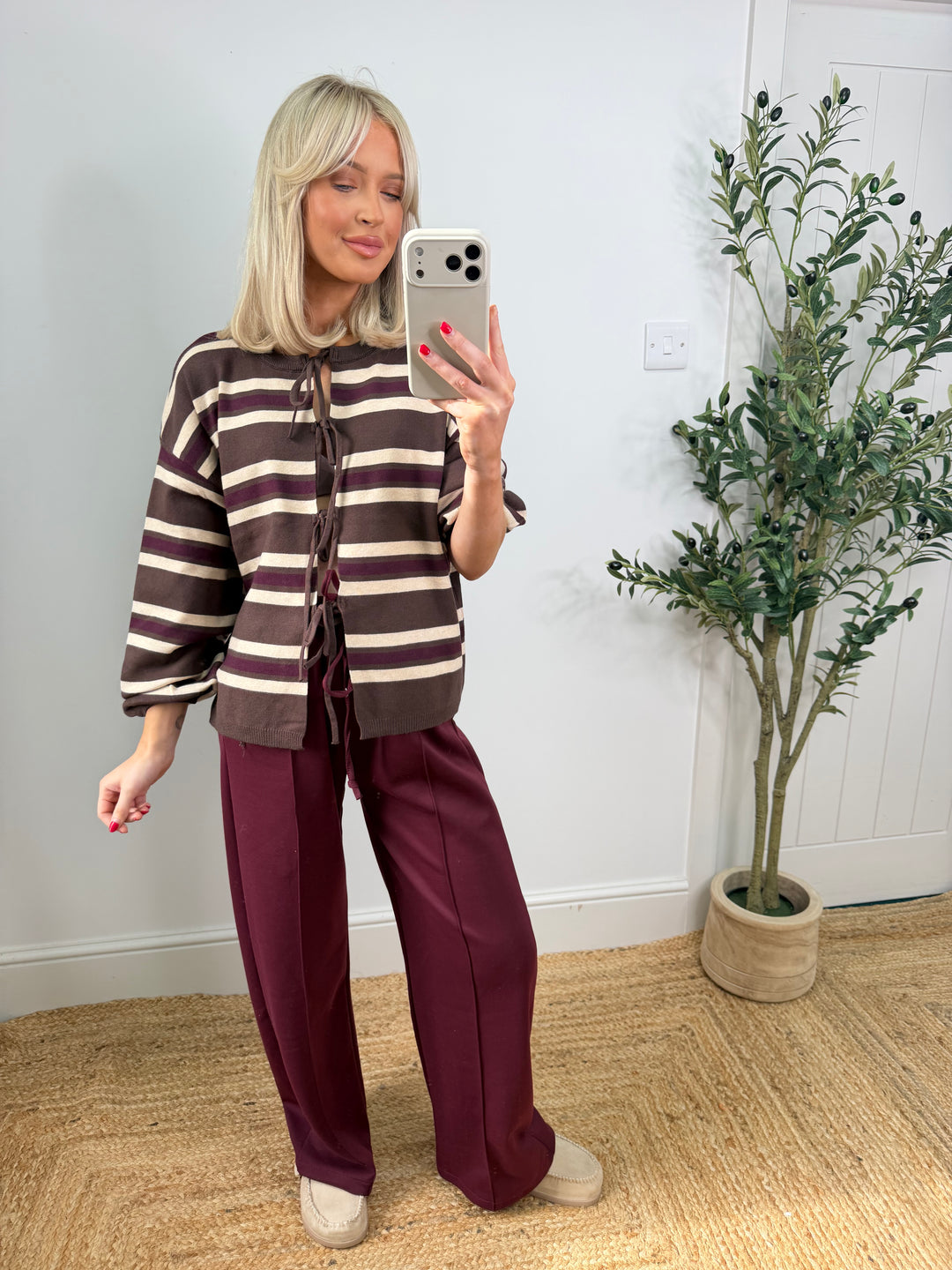 Scarlet Cardigan - Chocolate
