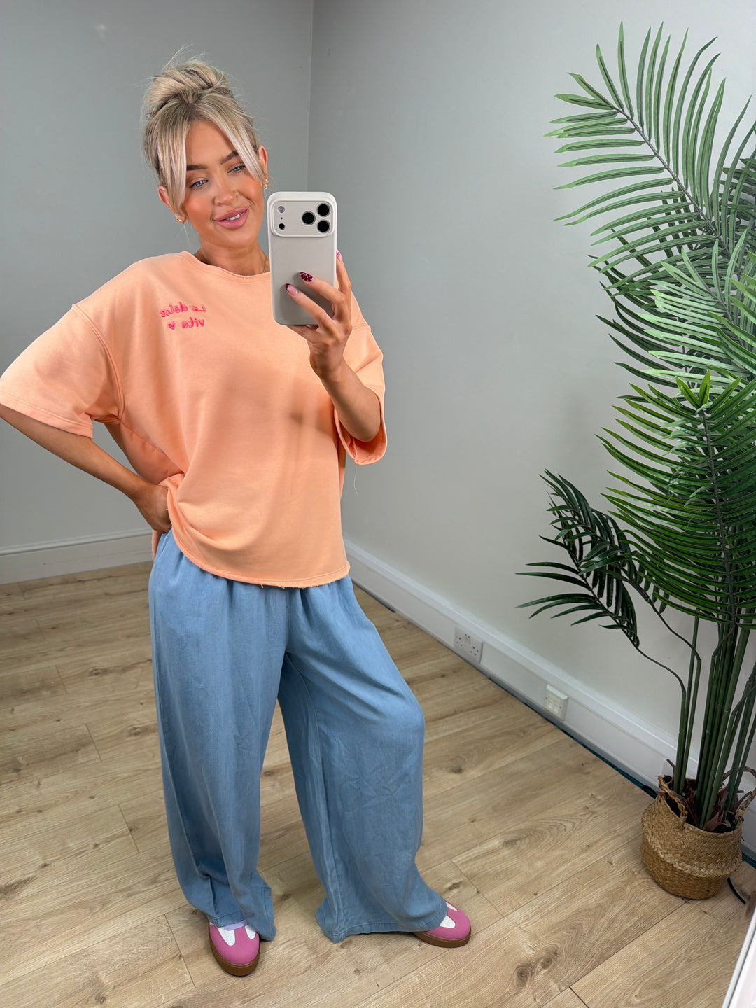 ‘Dolce Vita’ Sweatshirt - Peach