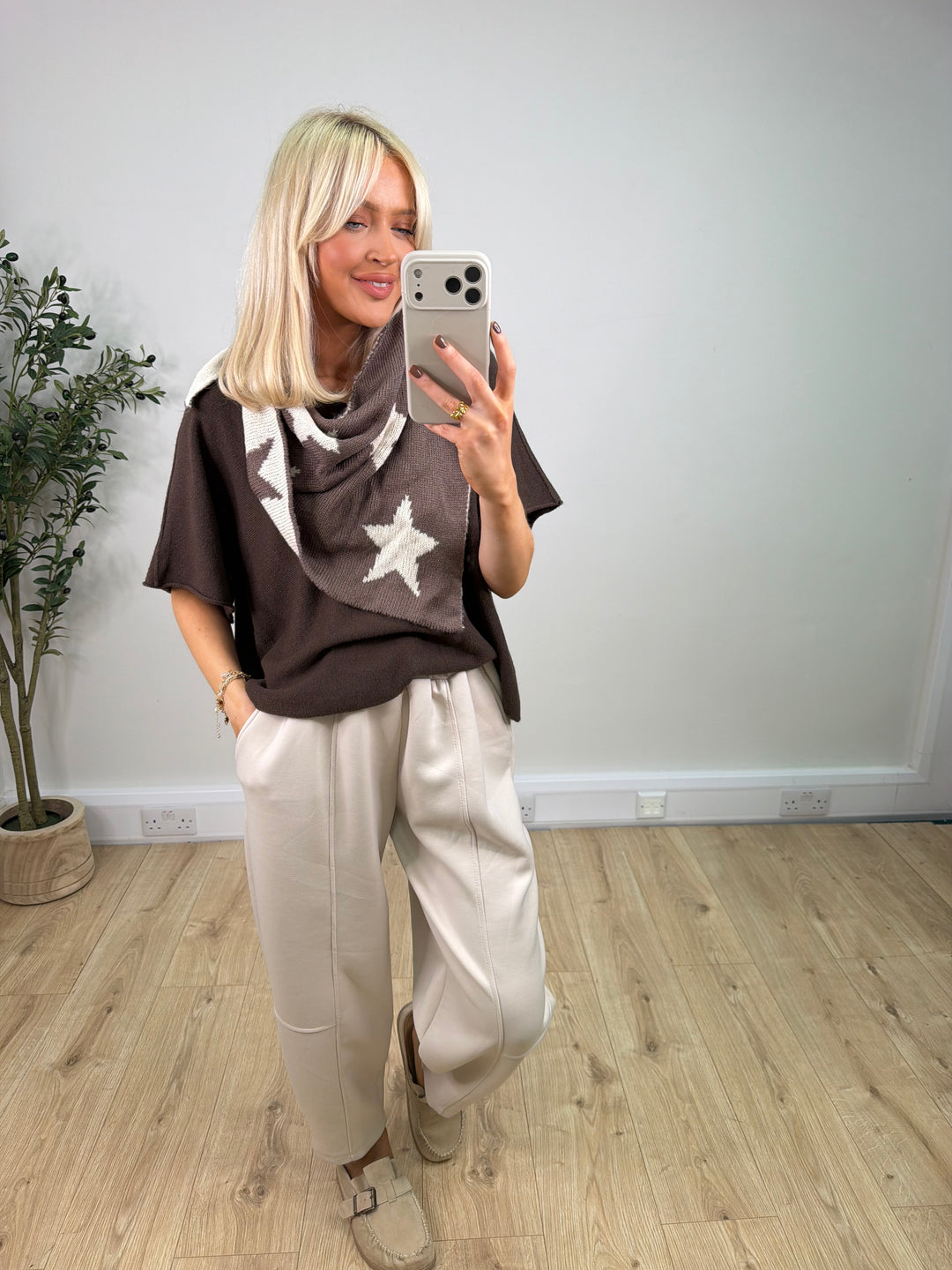 Chocolate Star Neck Scarf