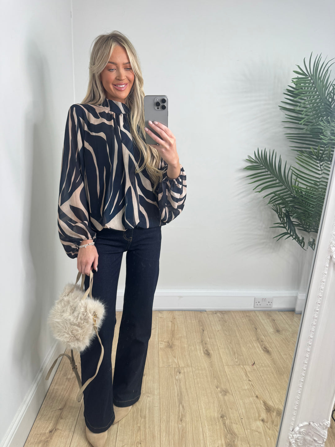 Bobbie Bubble Hem Top - Navy